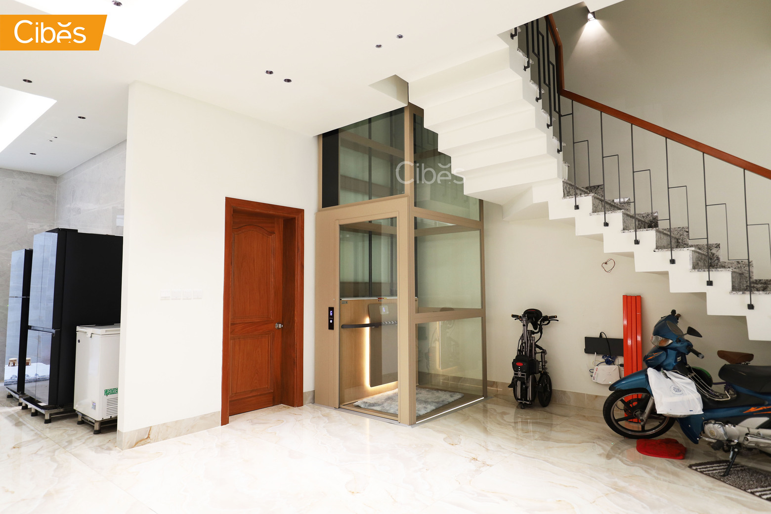 Q1, TP HCM - Cibes Air lắp đặt cạnh thang bộ4